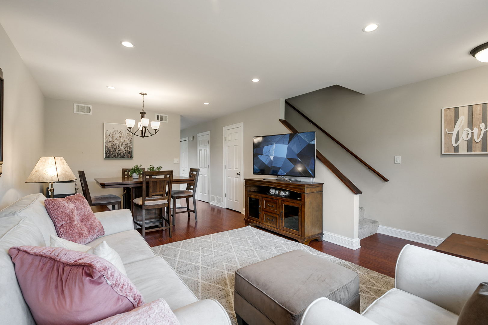 17438 W Walnut Lane