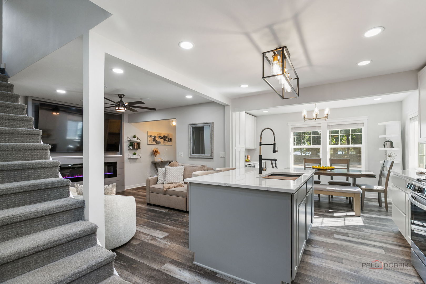 68 E Lakeview Avenue