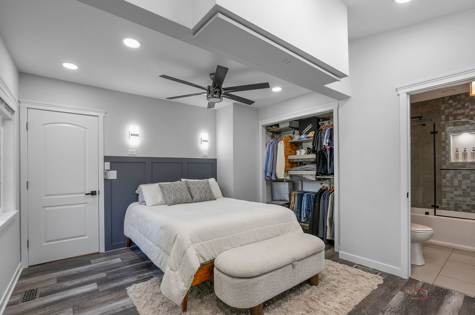 68 E Lakeview Avenue