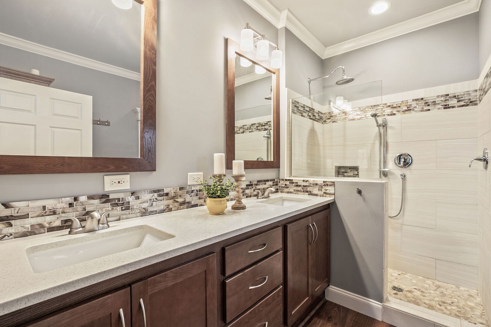 1412 Scenic View Lane