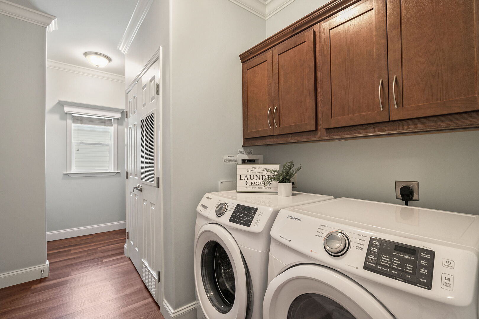 1412 Scenic View Lane