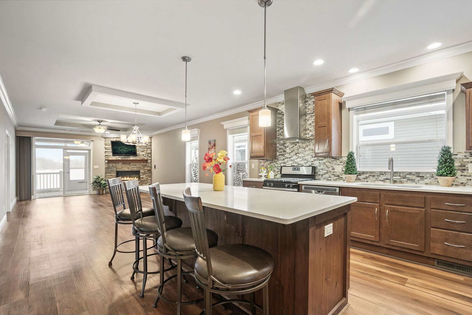 1412 Scenic View Lane