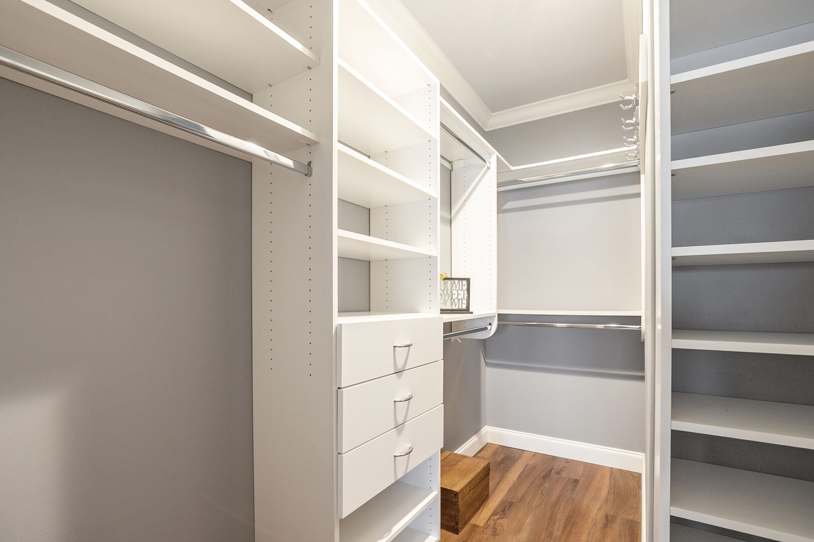 1412 Scenic View Lane