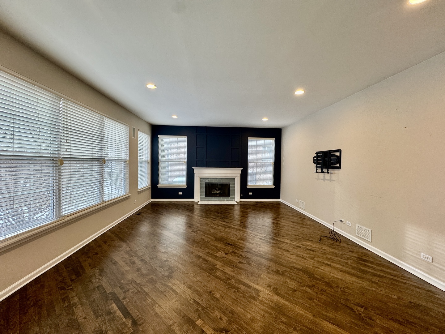 493 Valhalla Terrace