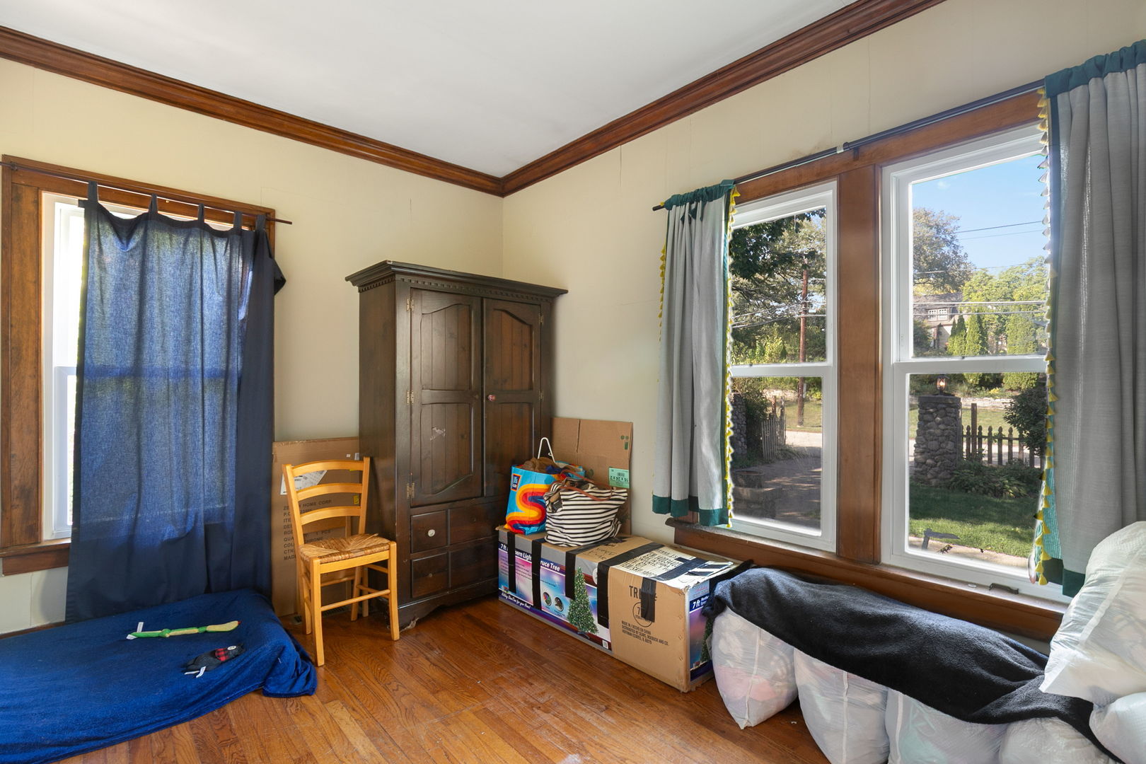 26681 W Wooster Lake Drive