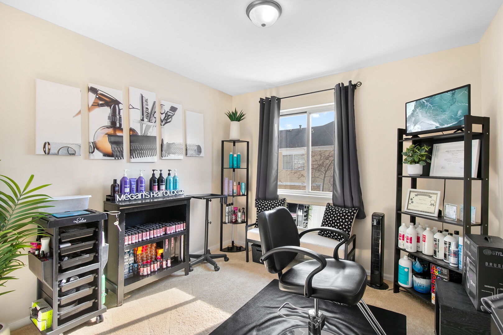 1879 Independence Court