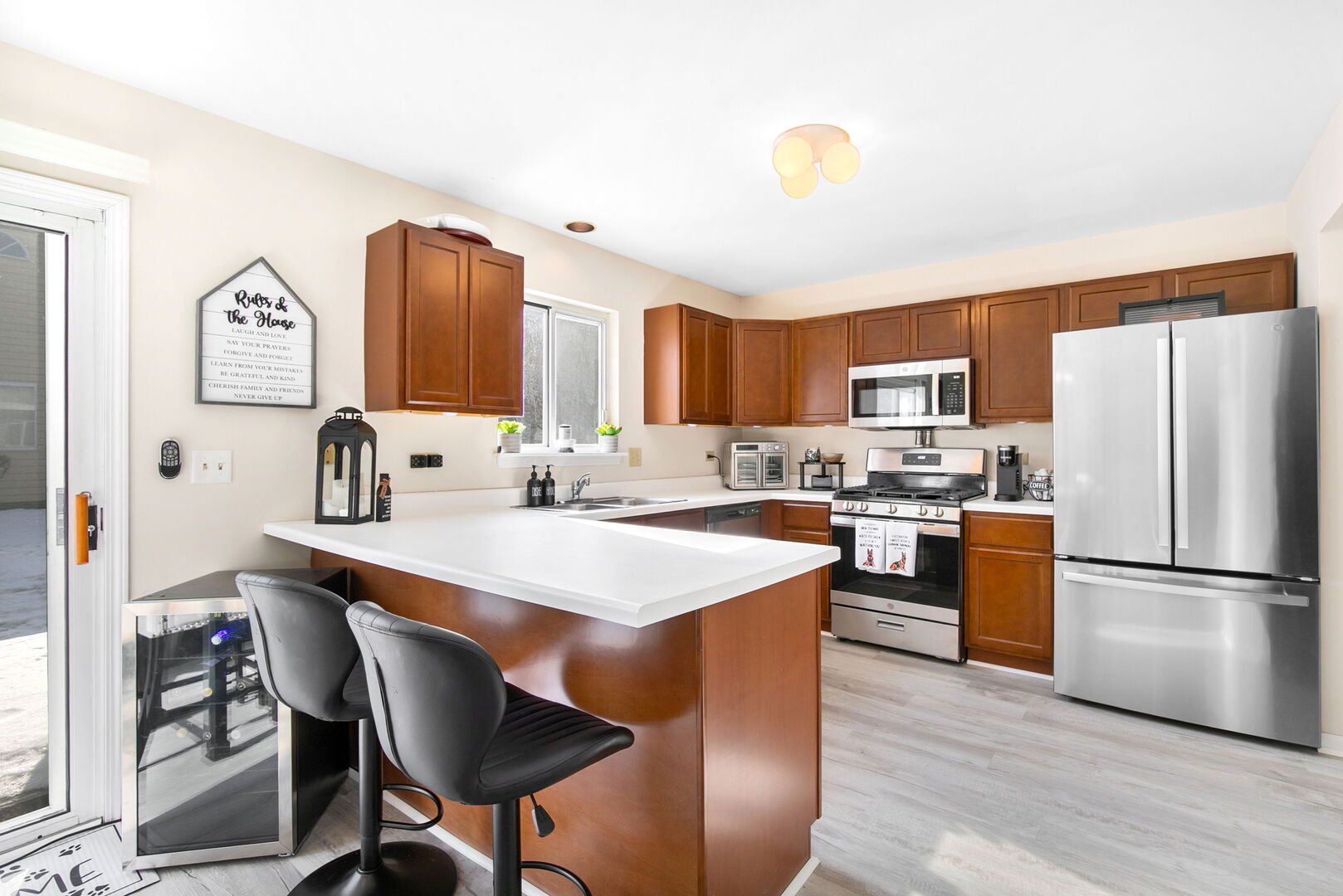 1879 Independence Court