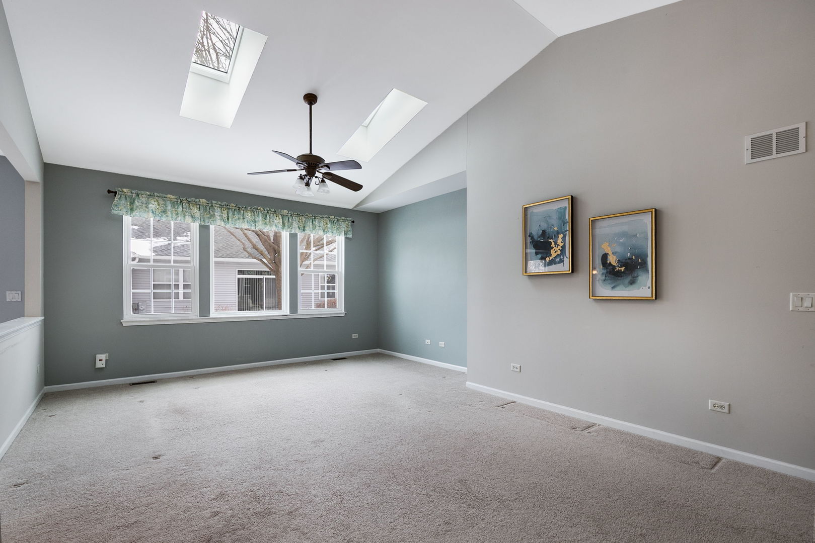 2000 Carillon Drive