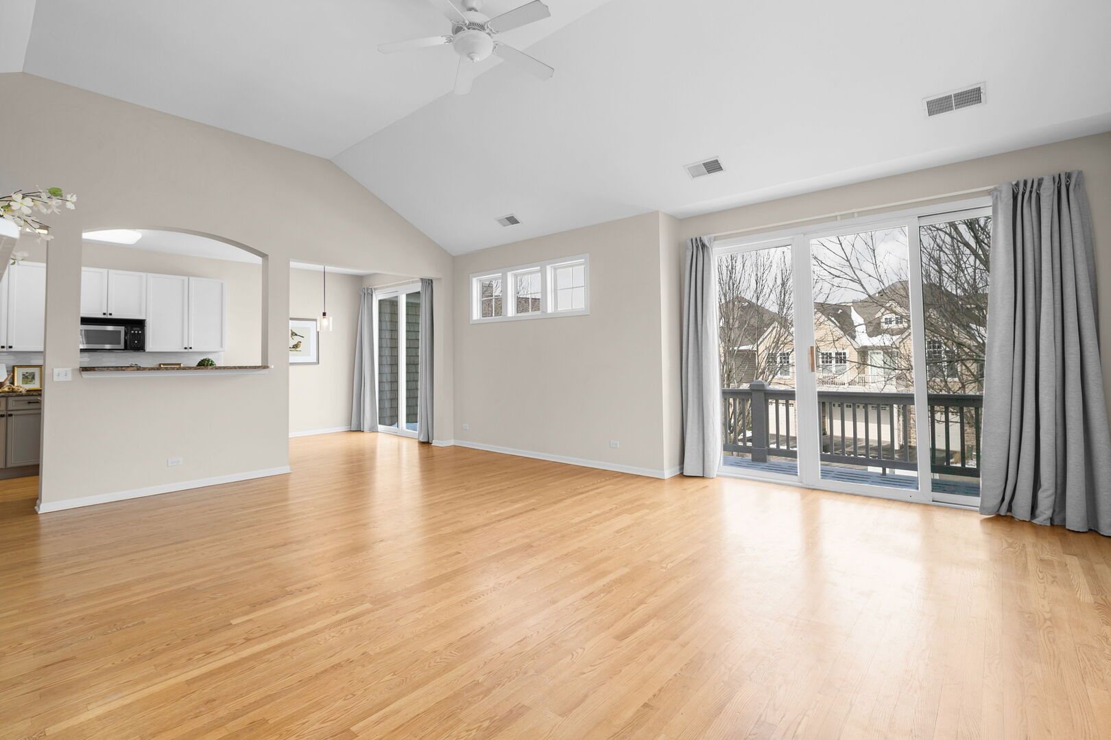 360 Promontory Lane Unit: B