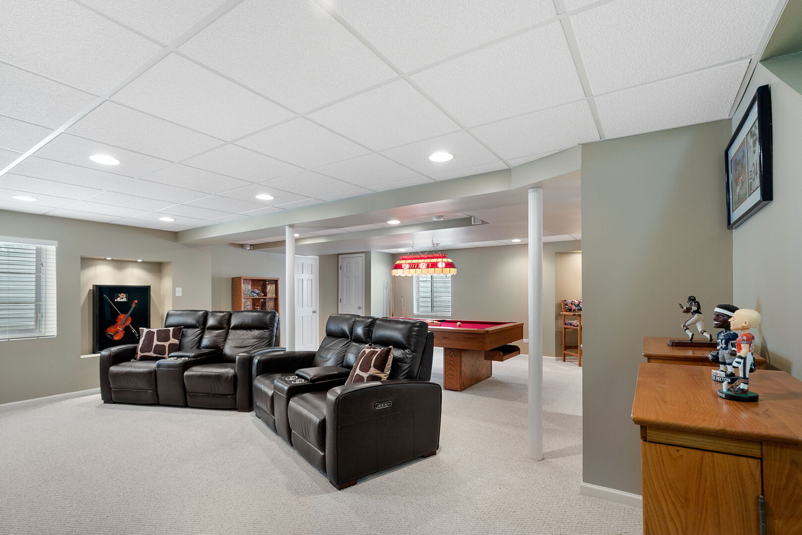 2311 W CASCADE Circle