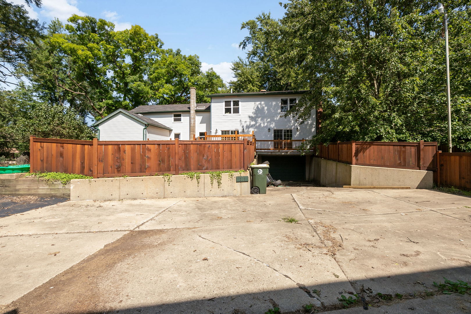 22133 W North Avenue