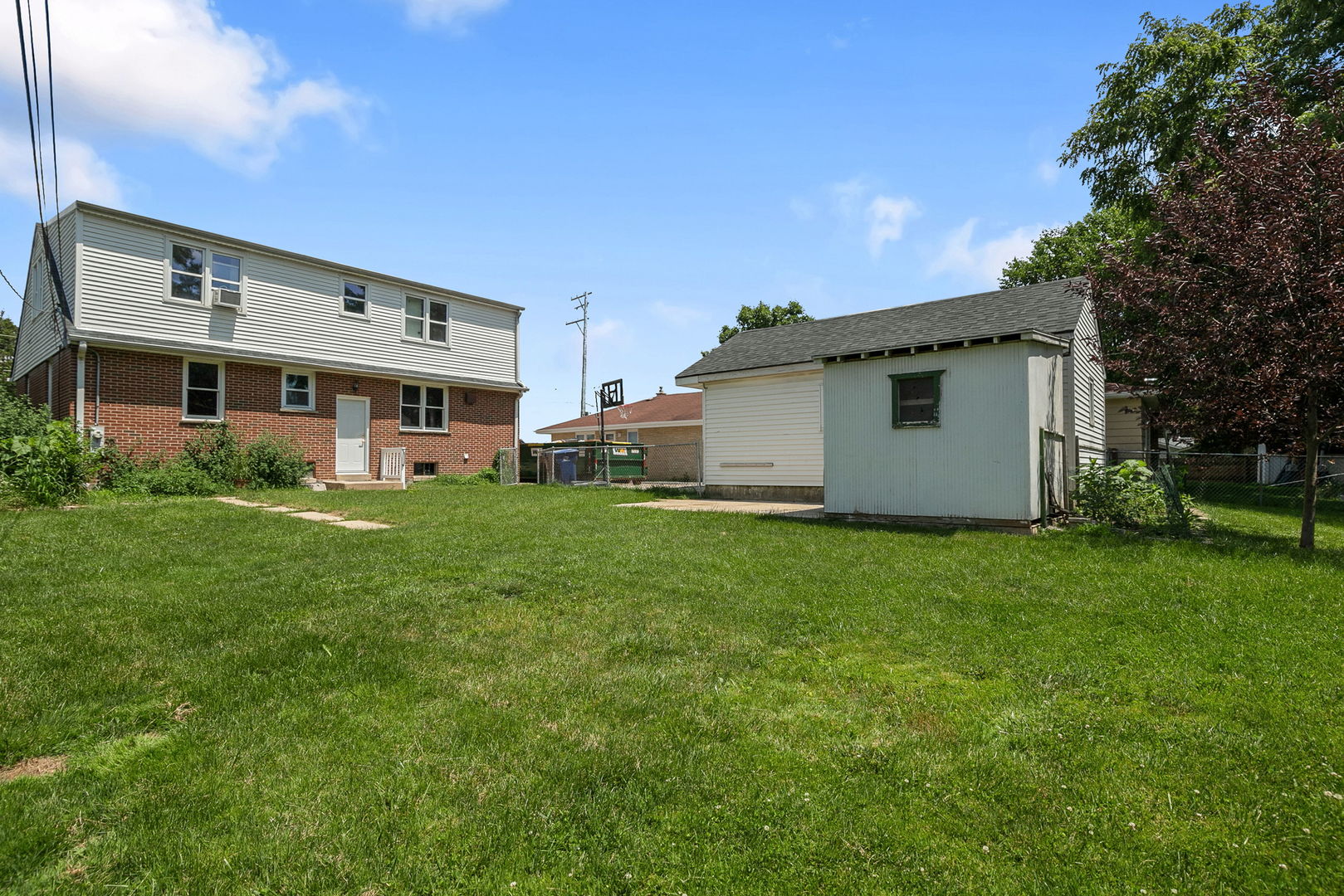 17931 W Gages Lake Road