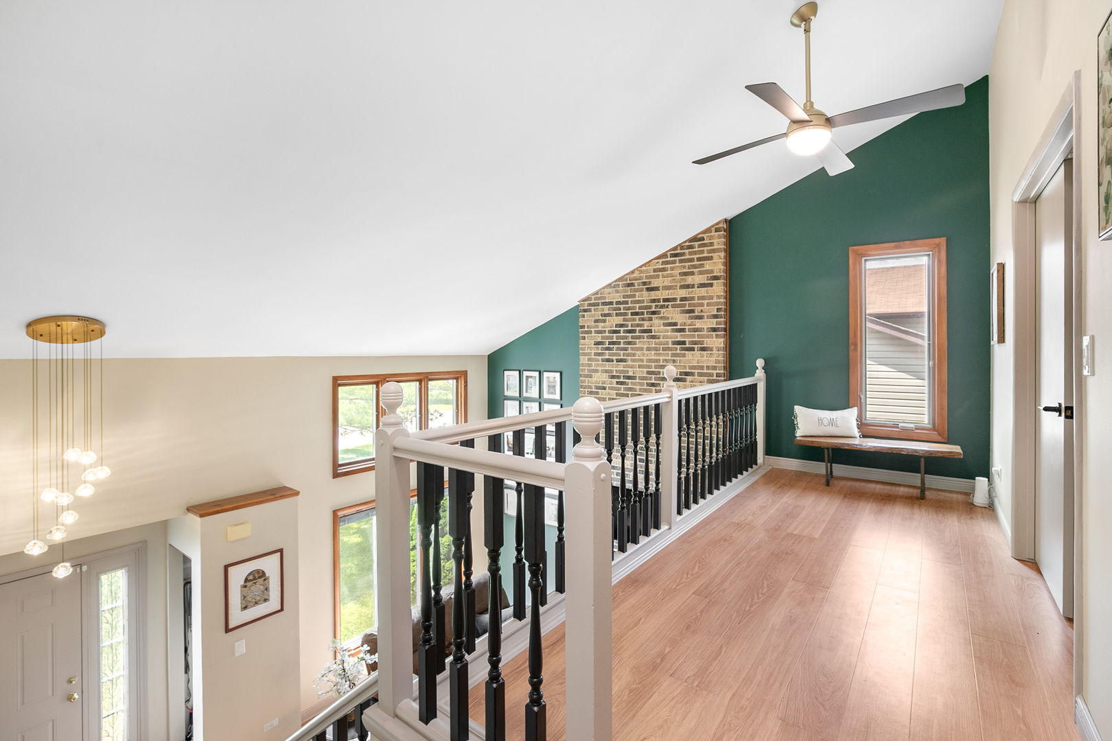 591 Roosevelt Court
