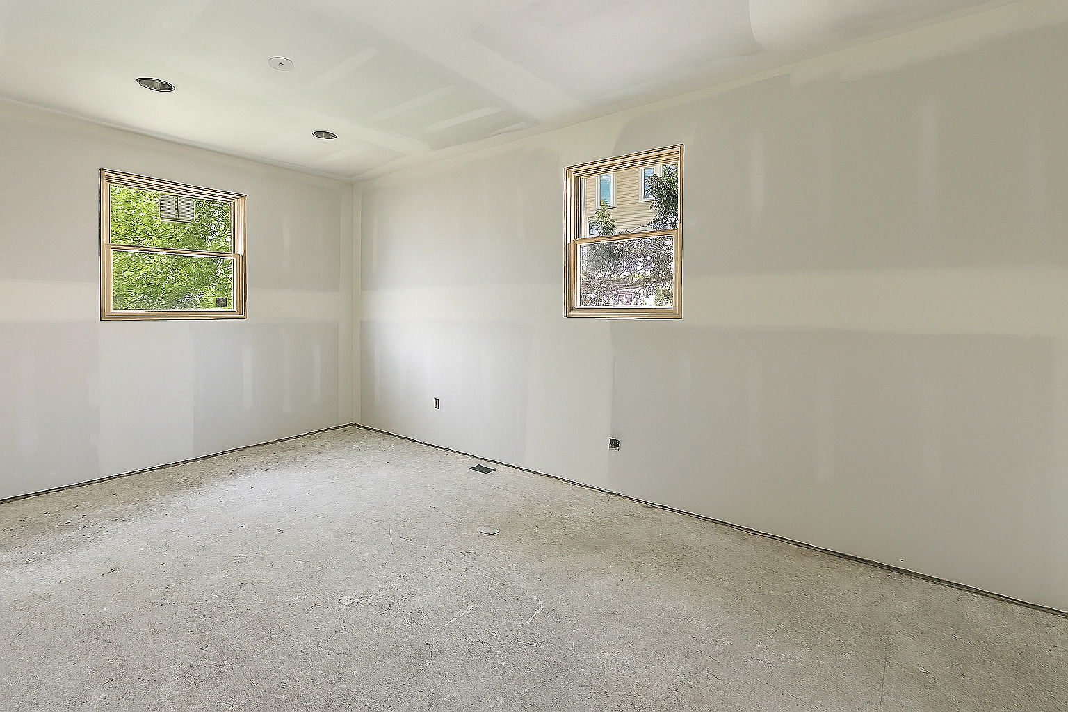 618 BARRON Boulevard