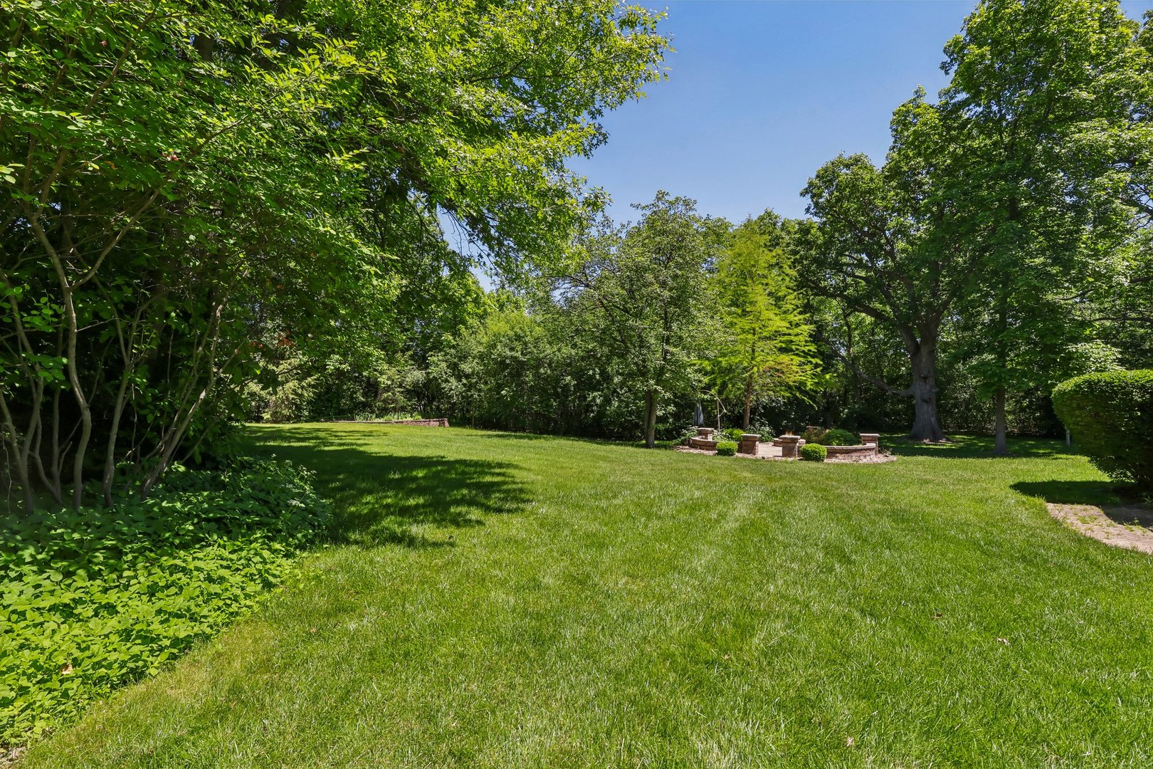 1551 Thorneberry Court