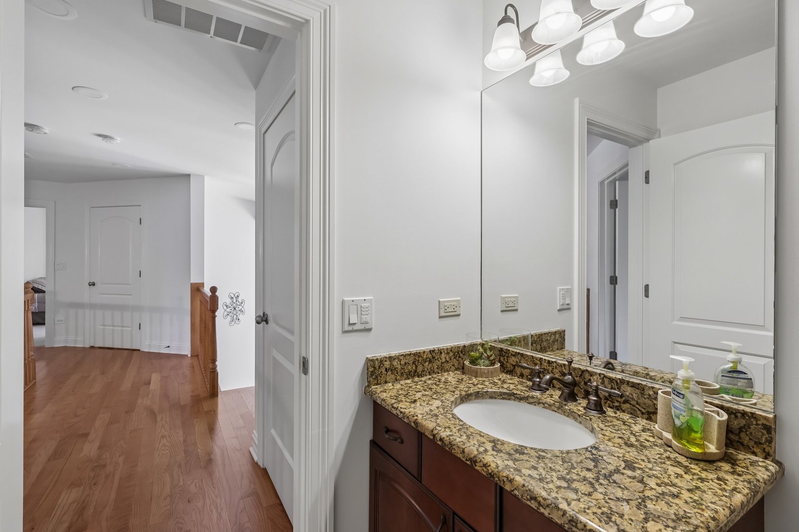 1551 Thorneberry Court