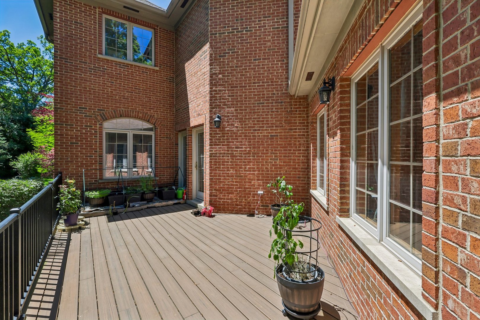 1551 Thorneberry Court
