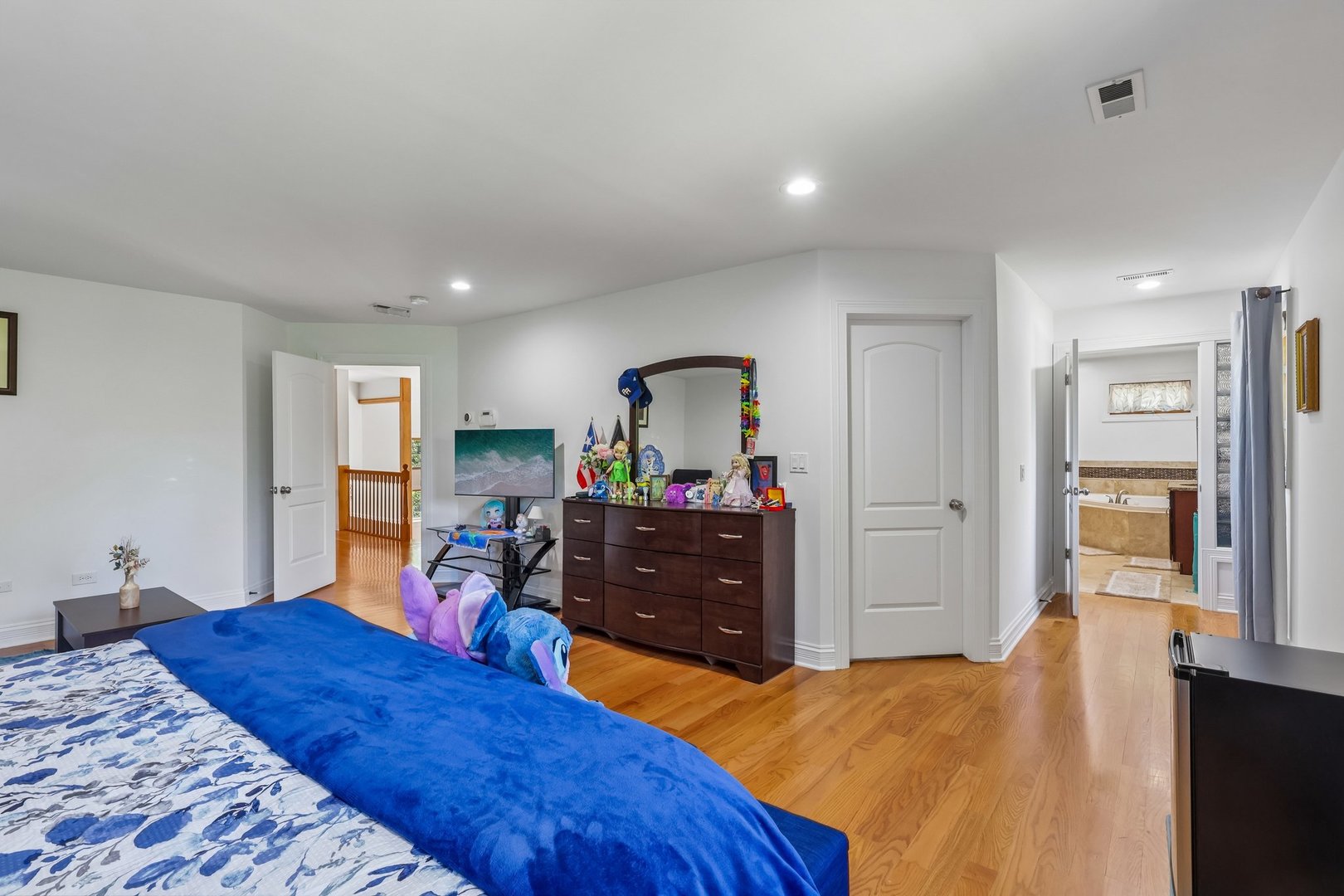 1551 Thorneberry Court