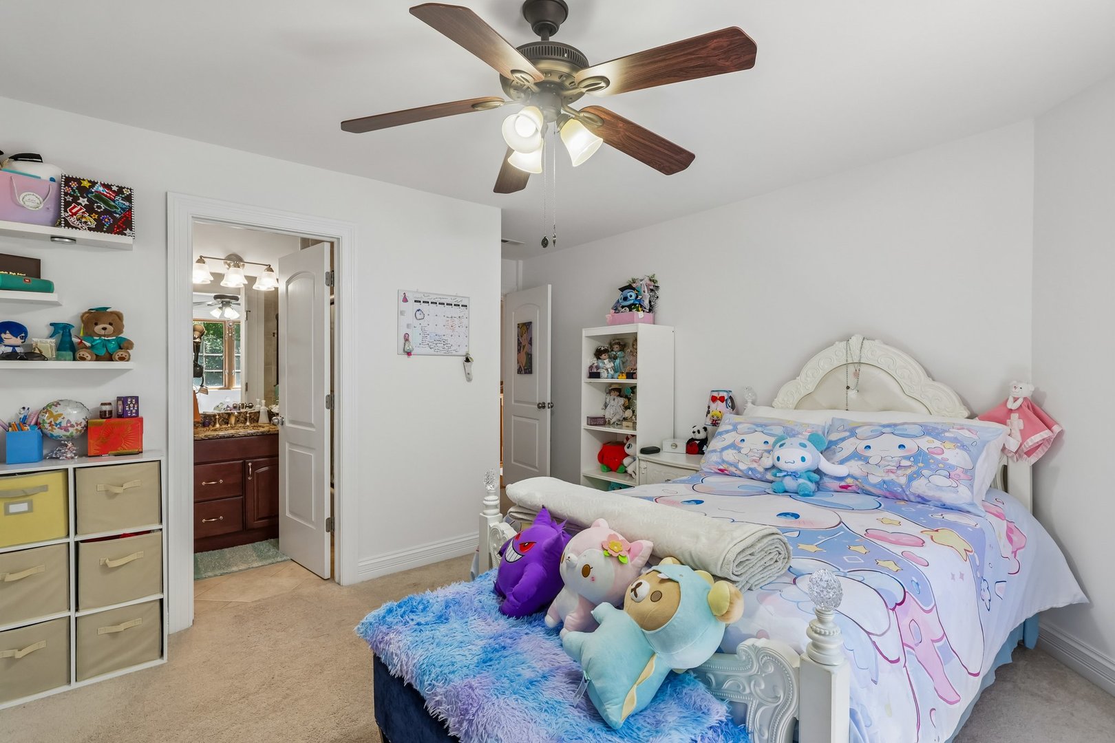 1551 Thorneberry Court