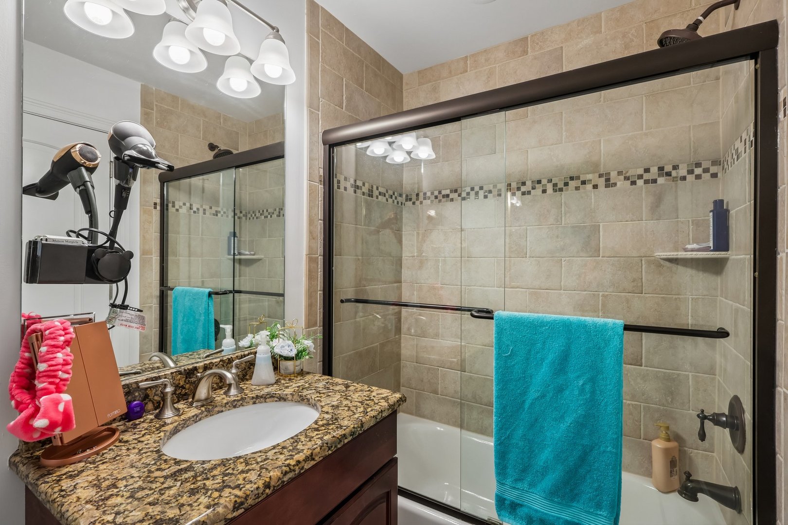 1551 Thorneberry Court