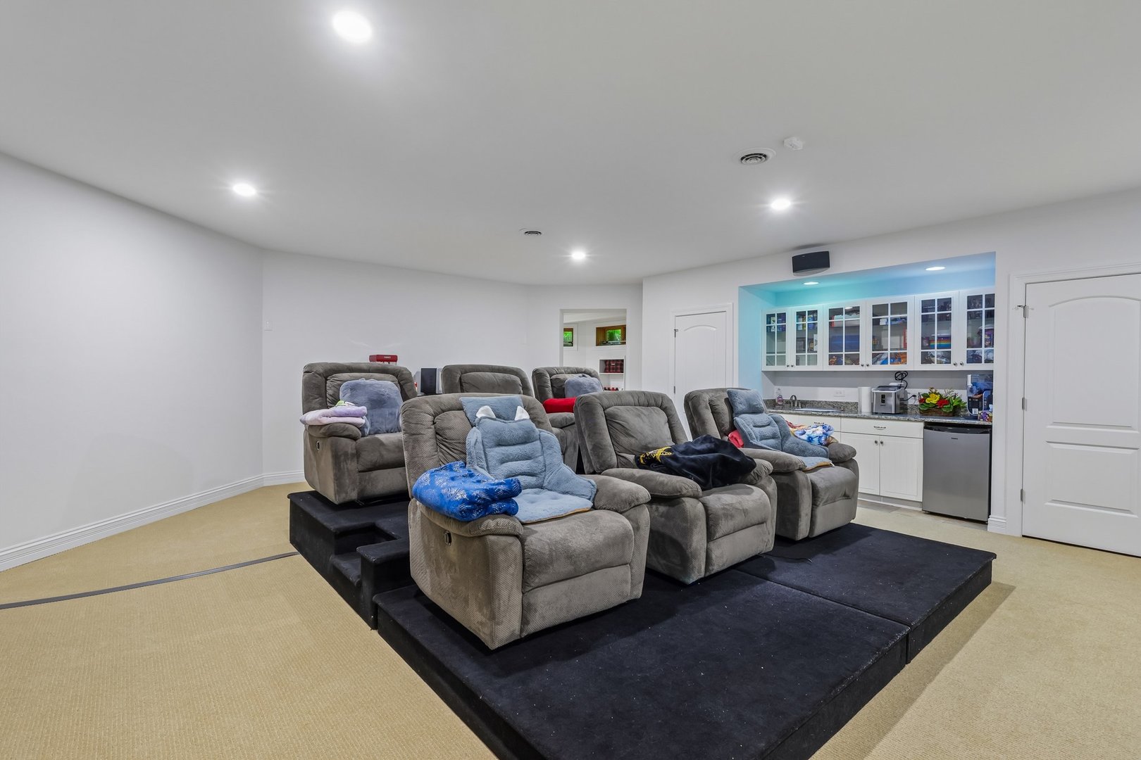 1551 Thorneberry Court