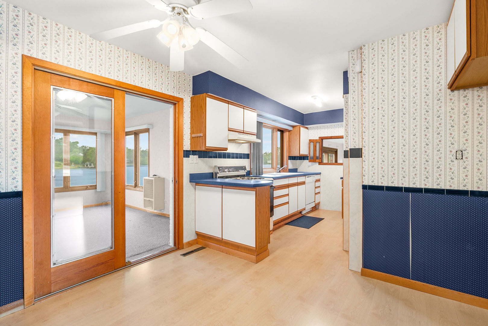 3815 Midway Drive