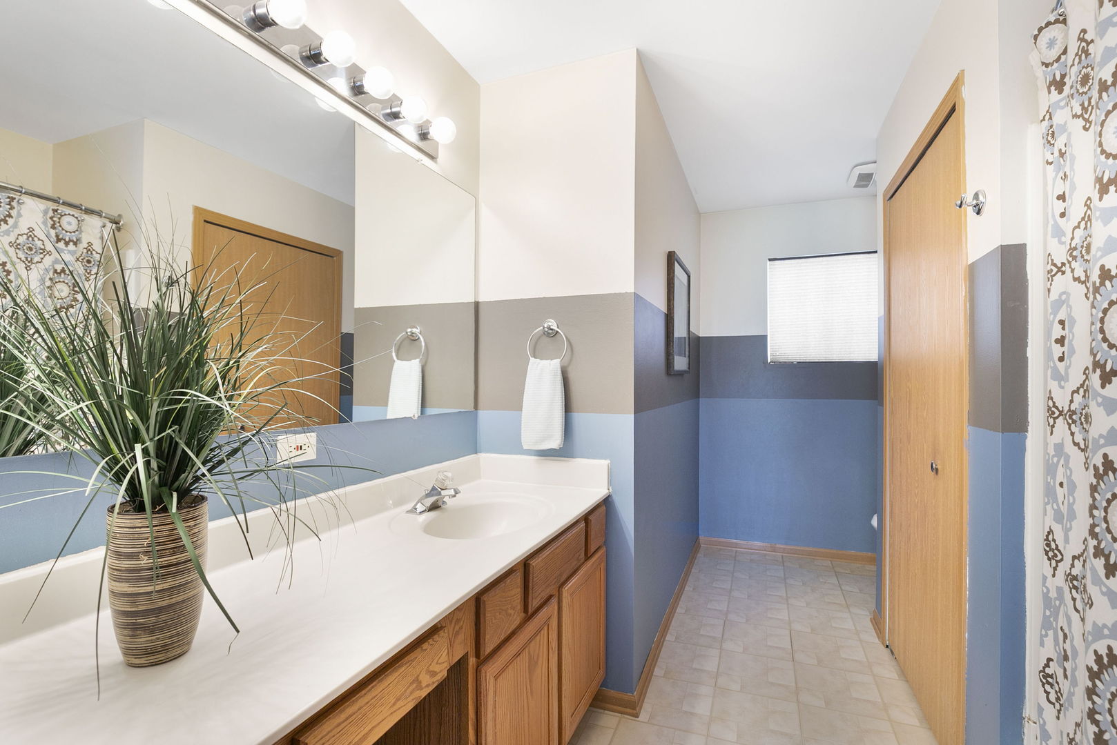 681 W HURON HILLS Trail