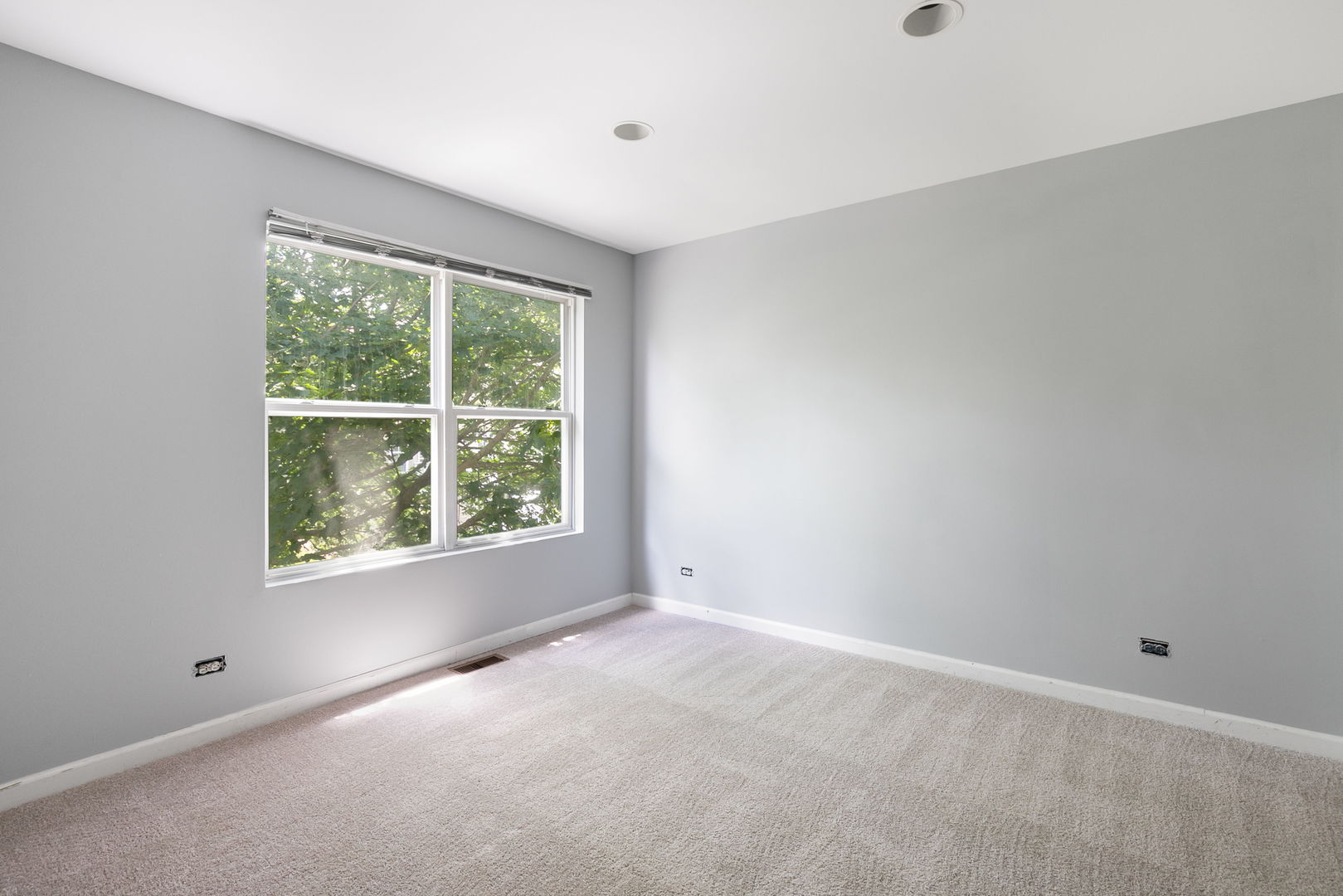 681 W HURON HILLS Trail