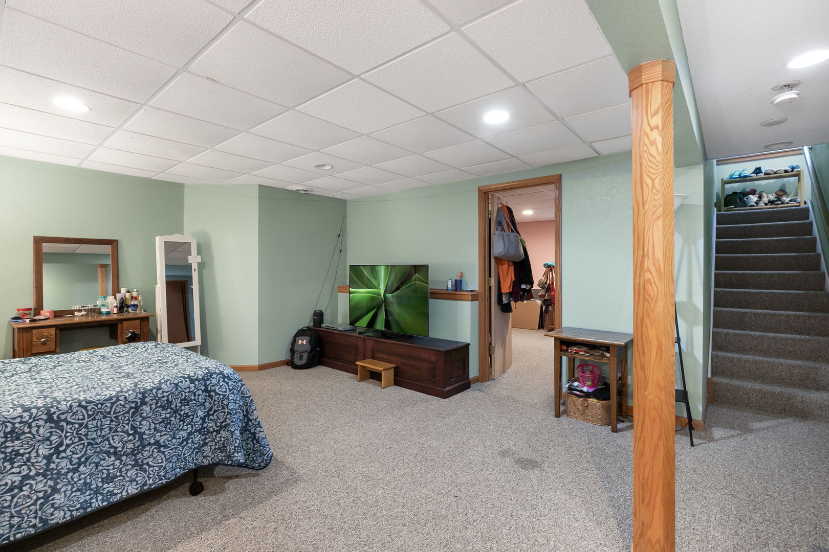 681 W HURON HILLS Trail