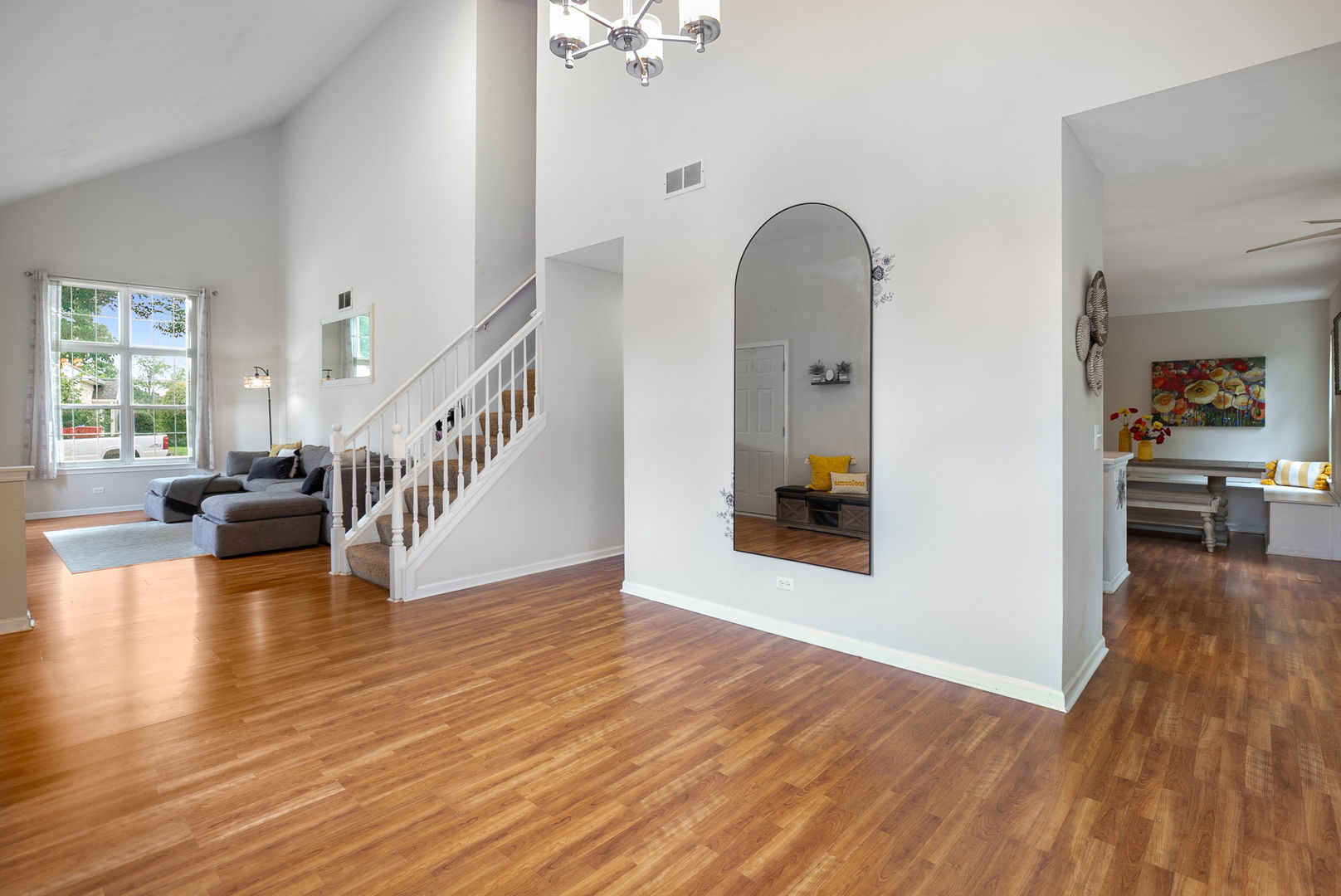246 Rainier Way