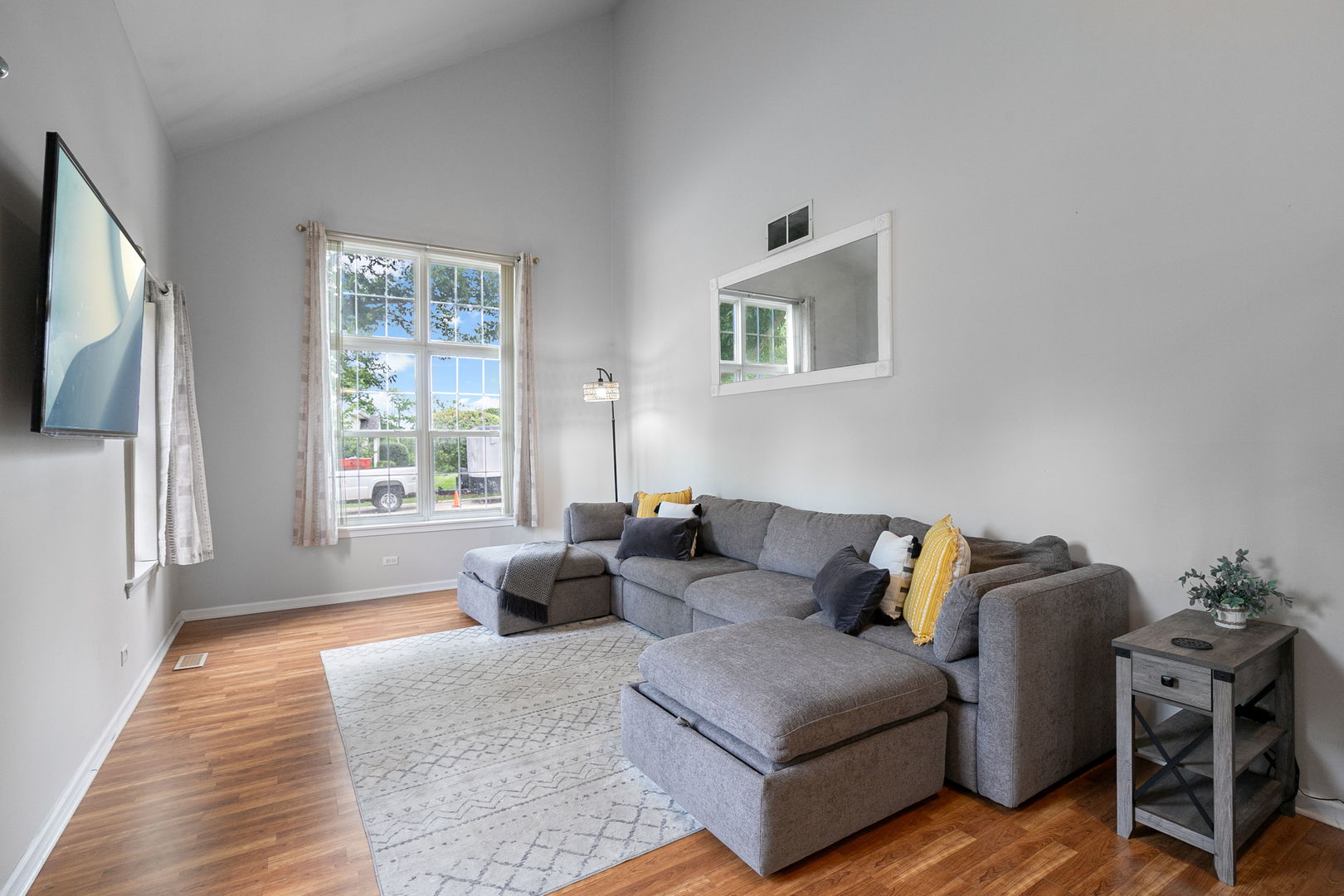 246 Rainier Way