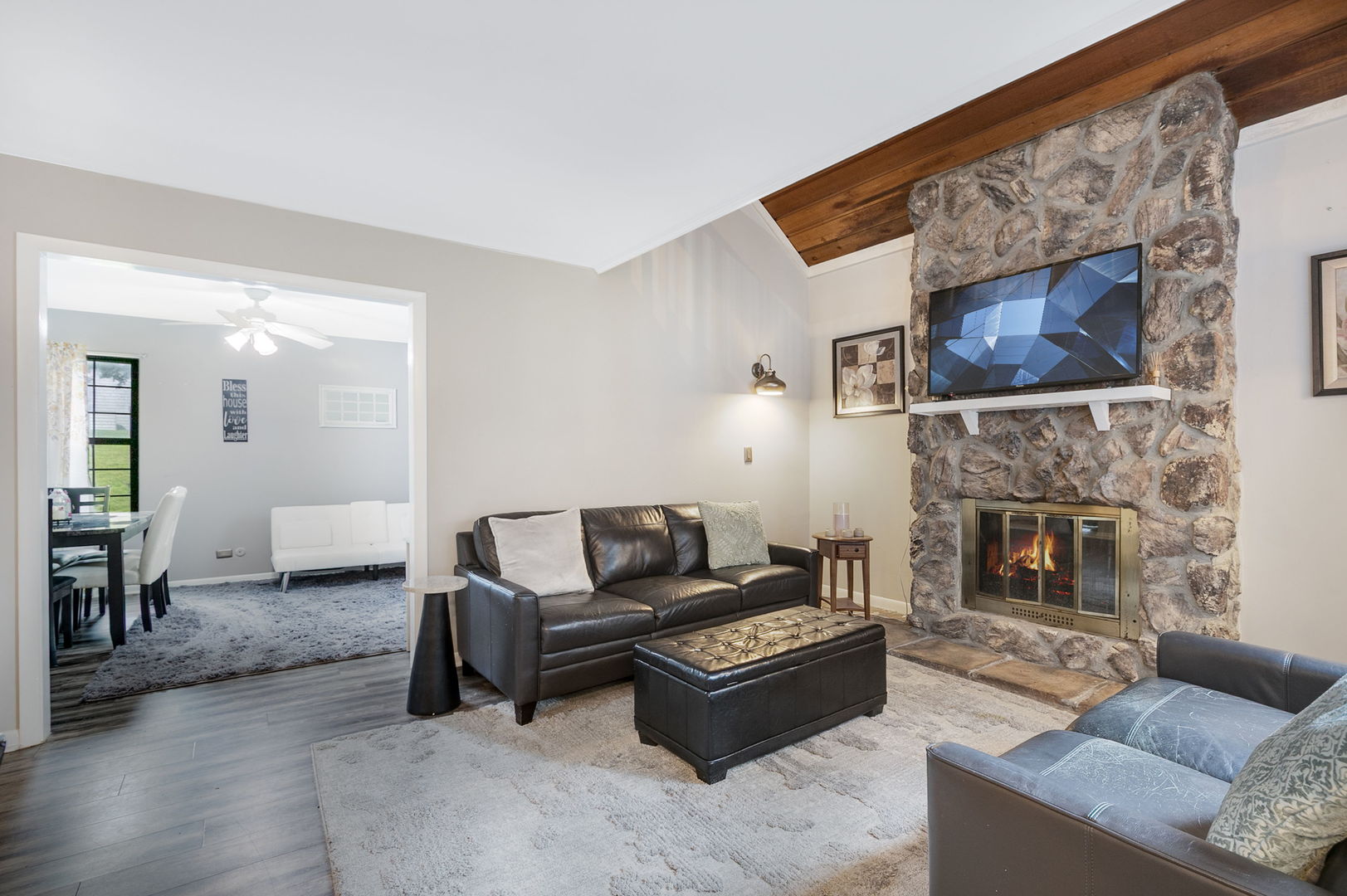 736 Glen Way Unit: 736