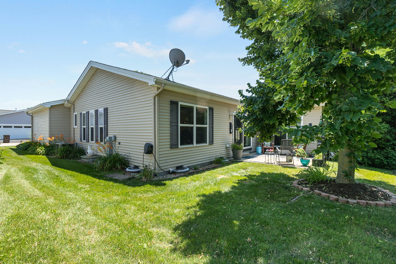 3206 WHIRLAWAY Court