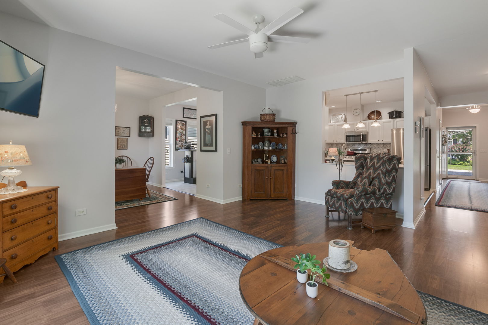 3206 WHIRLAWAY Court