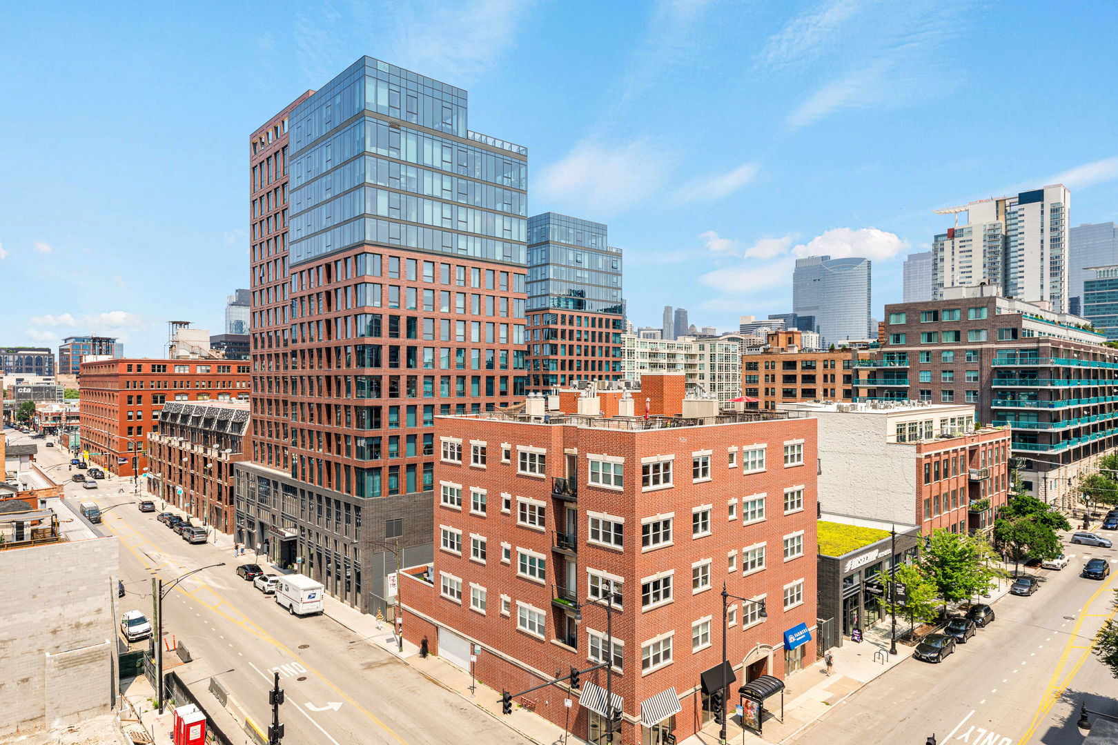 1001 W Madison Street Unit: 710