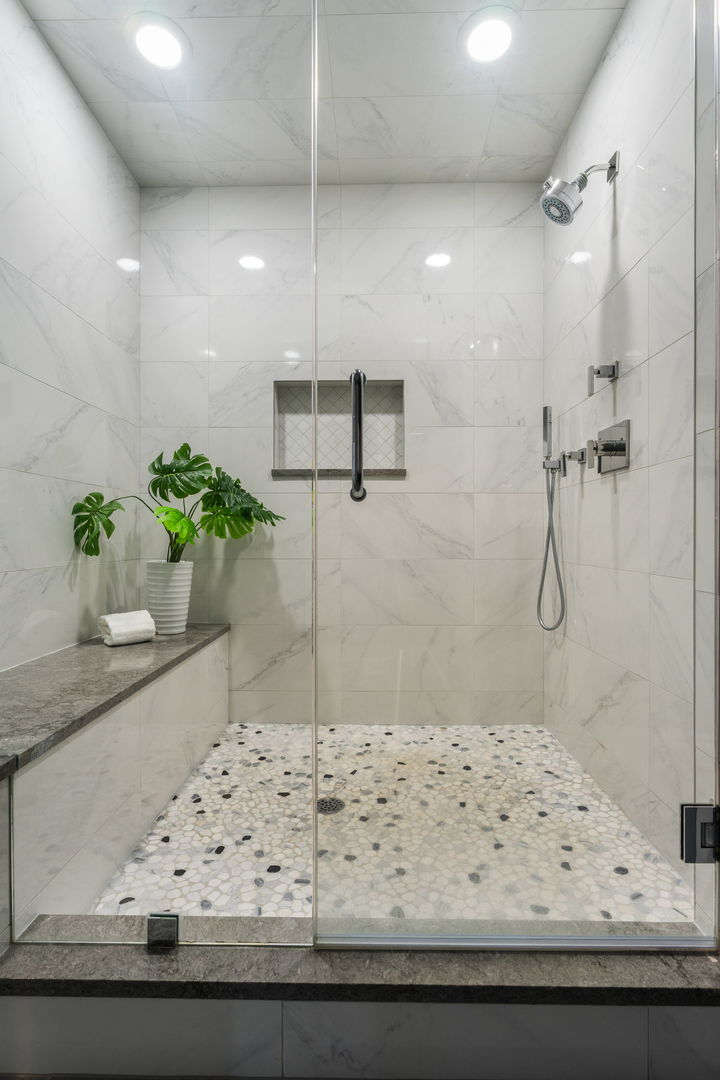 1001 W Madison Street Unit: 710