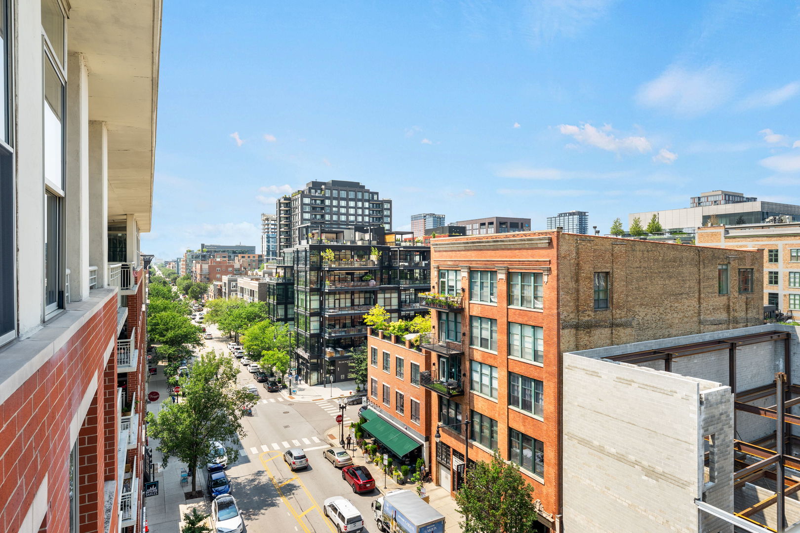 1001 W Madison Street Unit: 710
