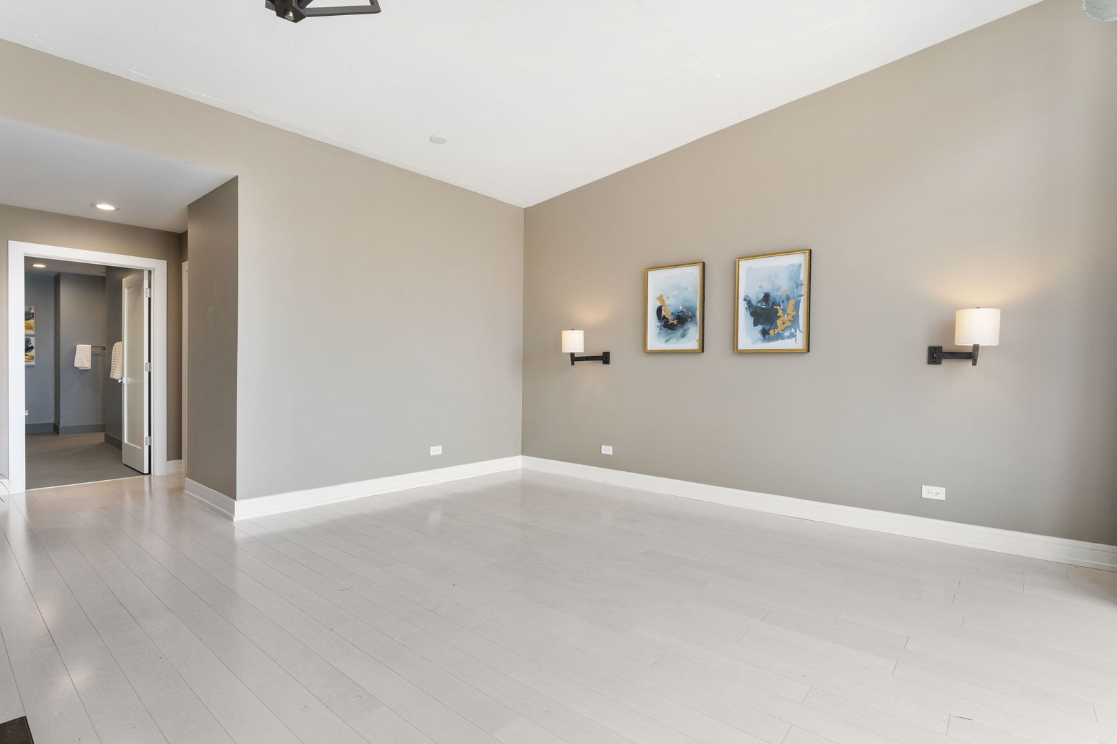 1001 W Madison Street Unit: 710