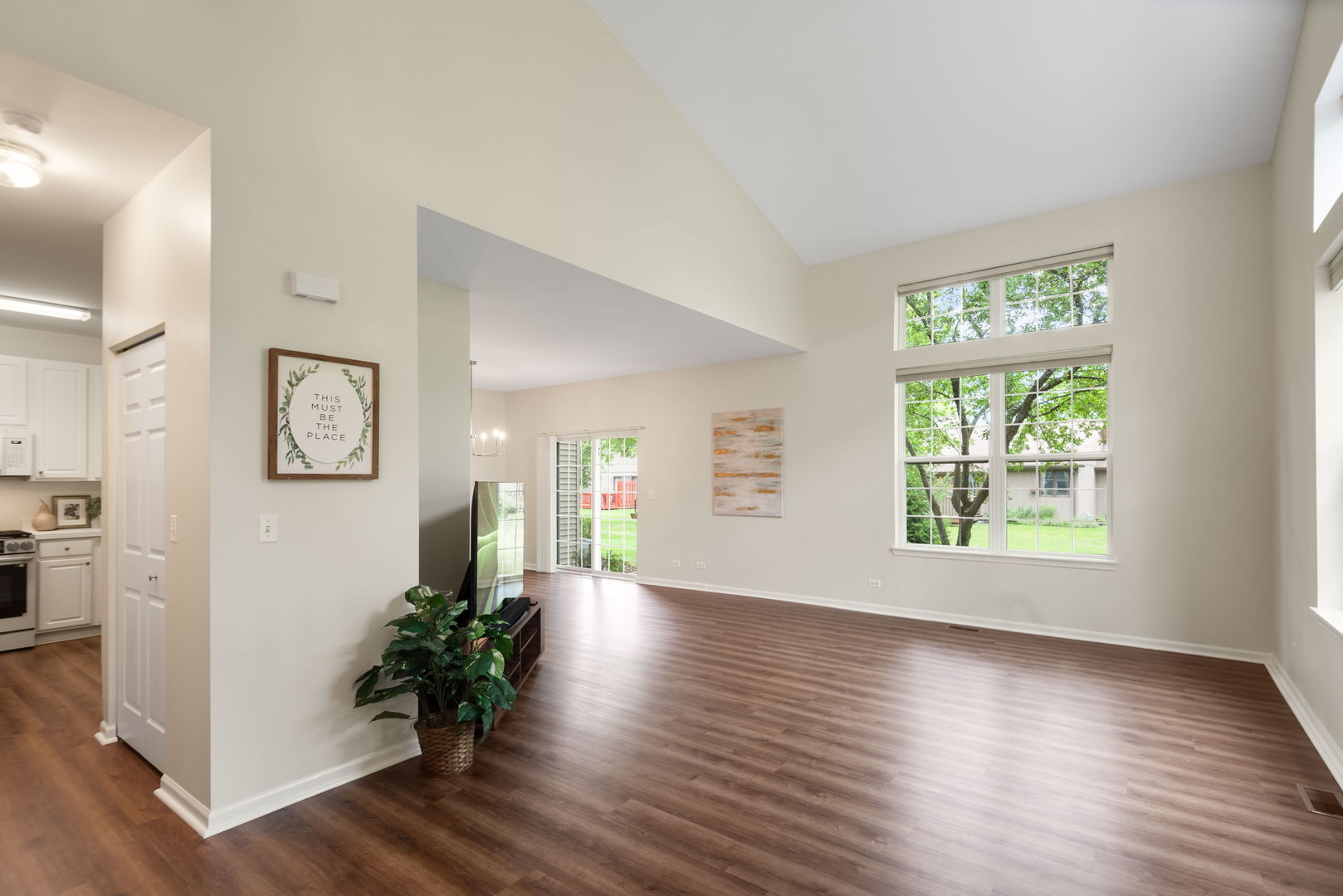 828 Amelia Court