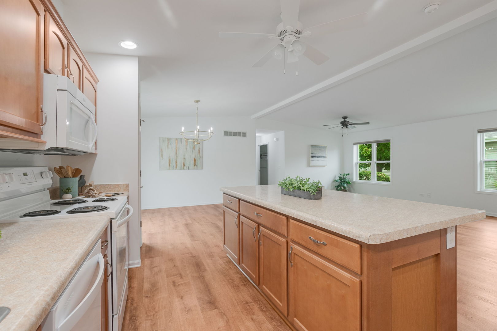 1403 Equestrian Drive
