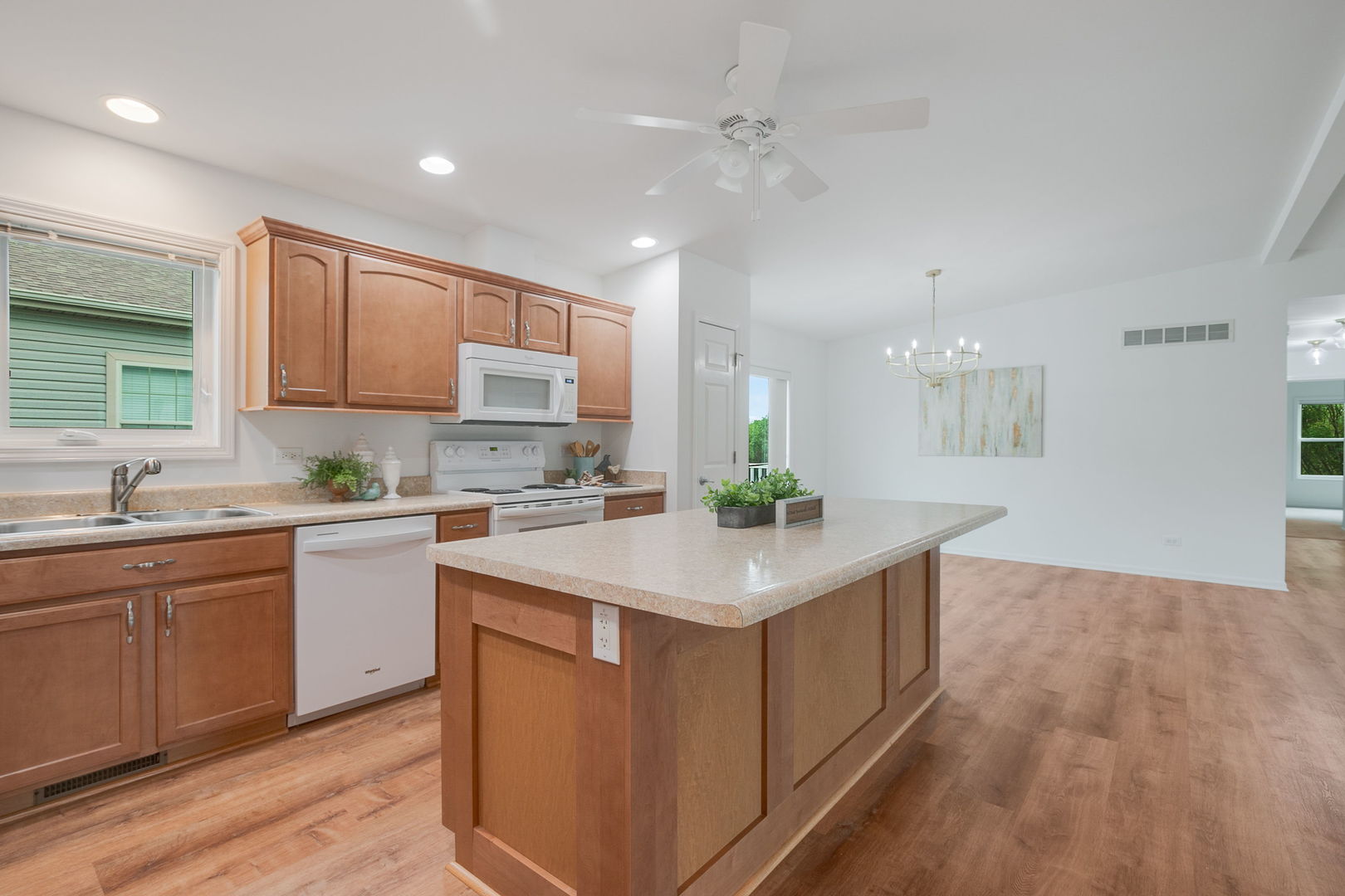 1403 Equestrian Drive
