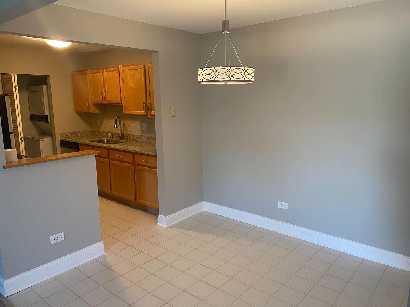 980 N Lakeside Drive Unit: 1B