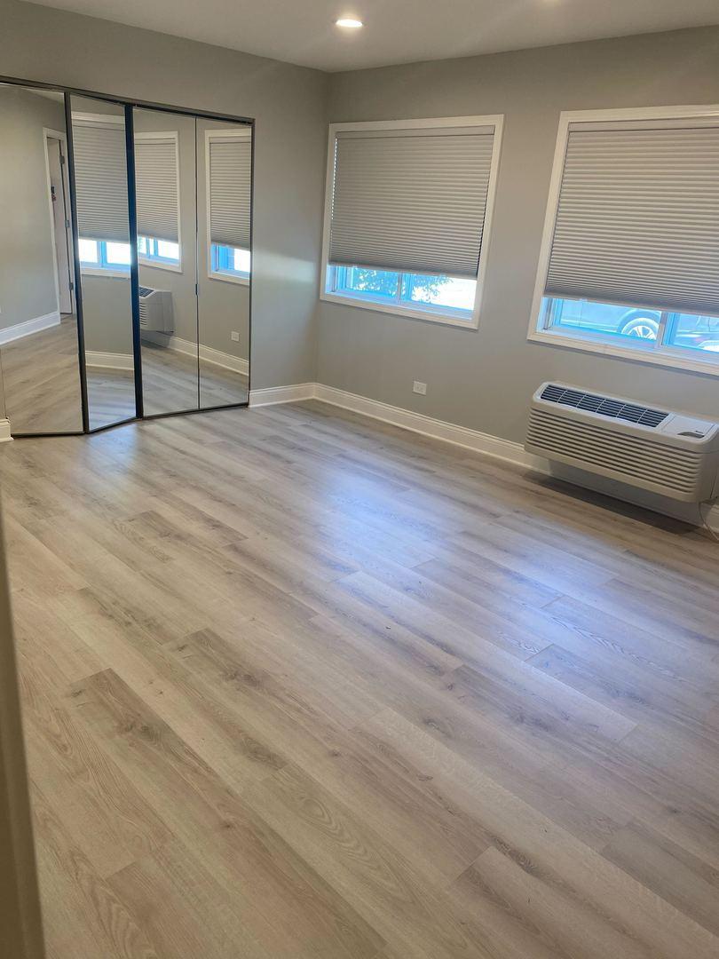 980 N Lakeside Drive Unit: 1B