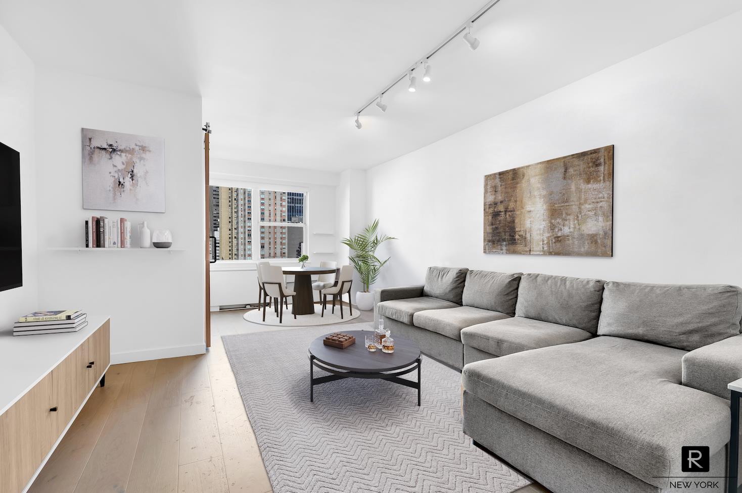 155 E 34th Street 17-T