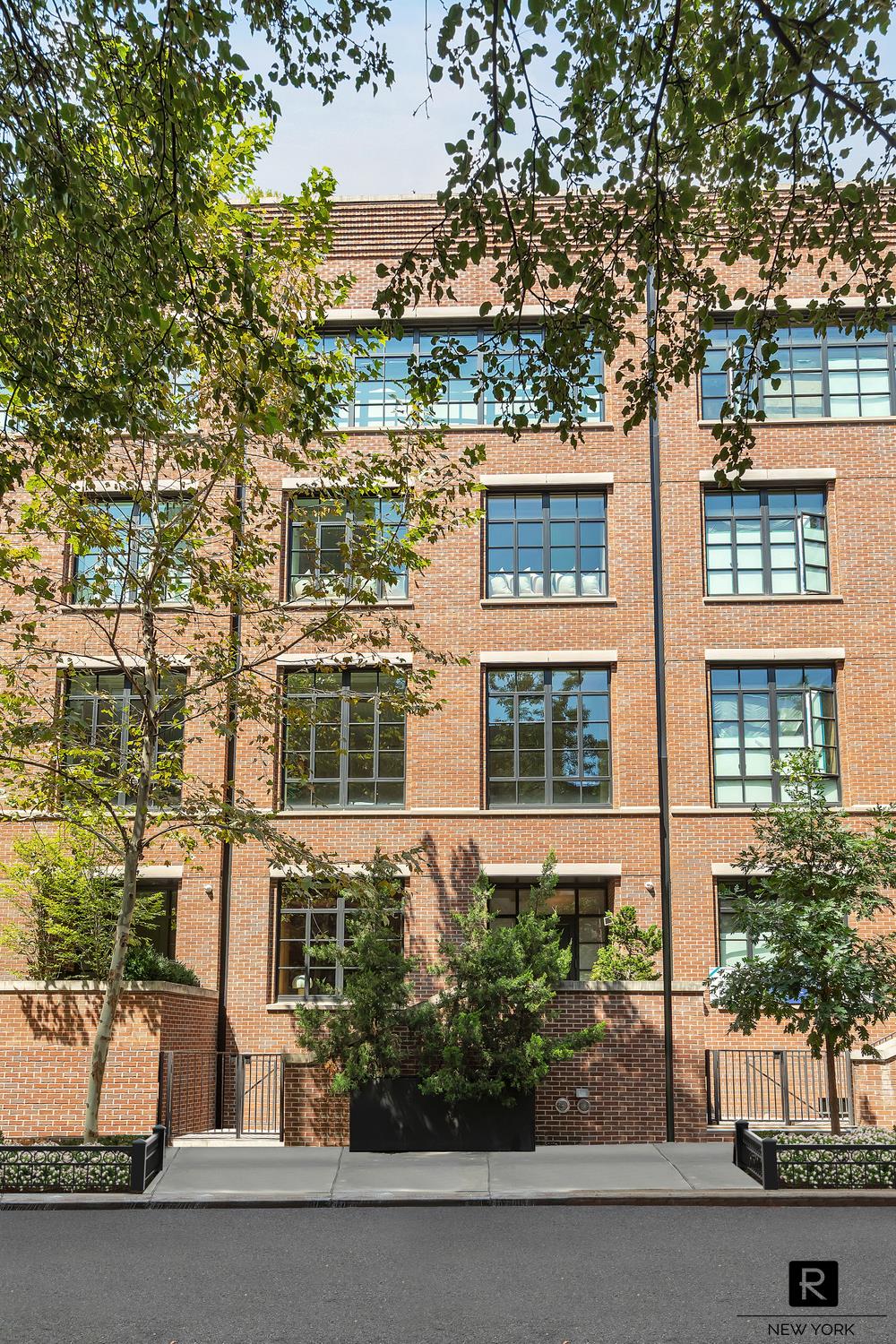 30 Sullivan Street