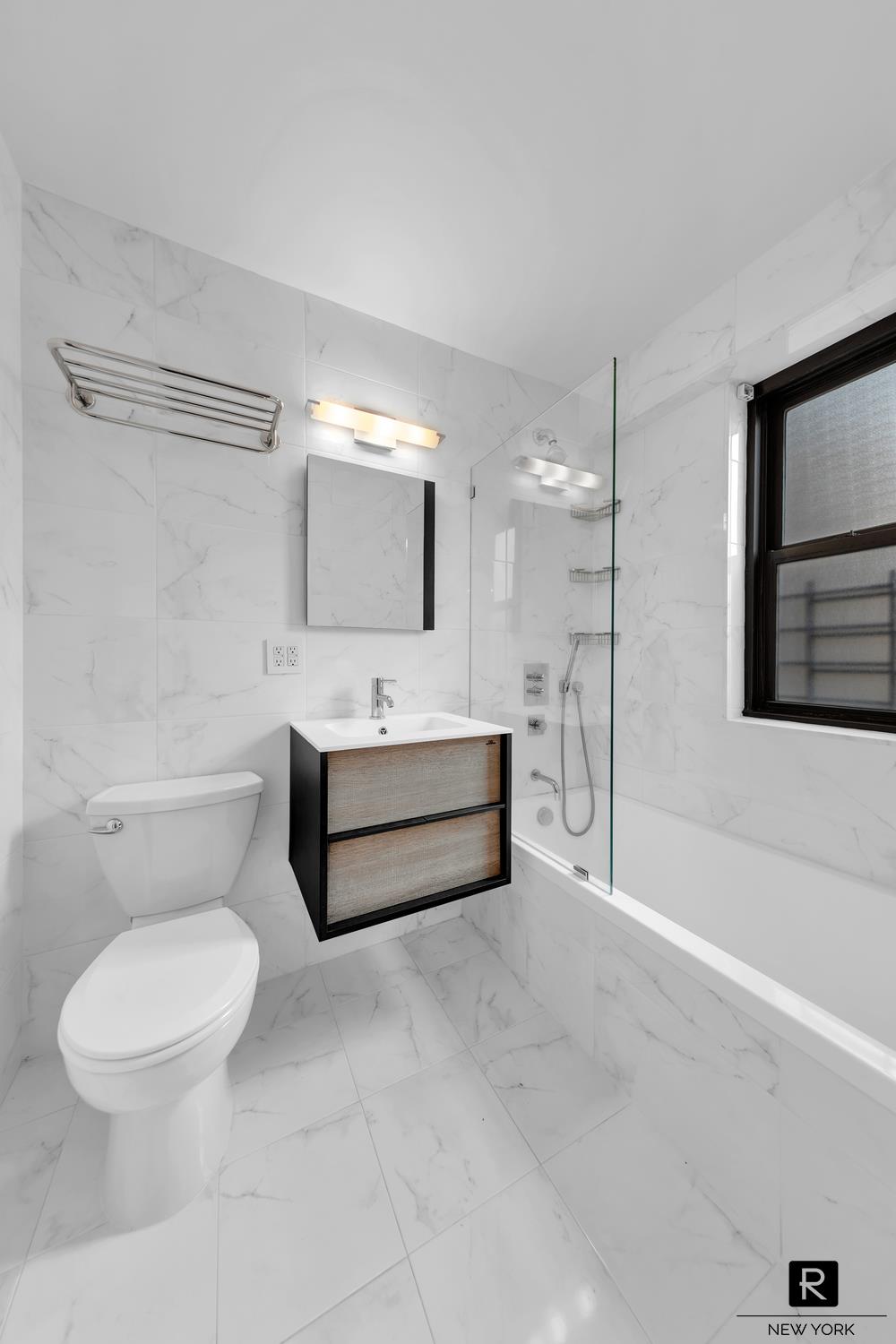 264 E Broadway C-405