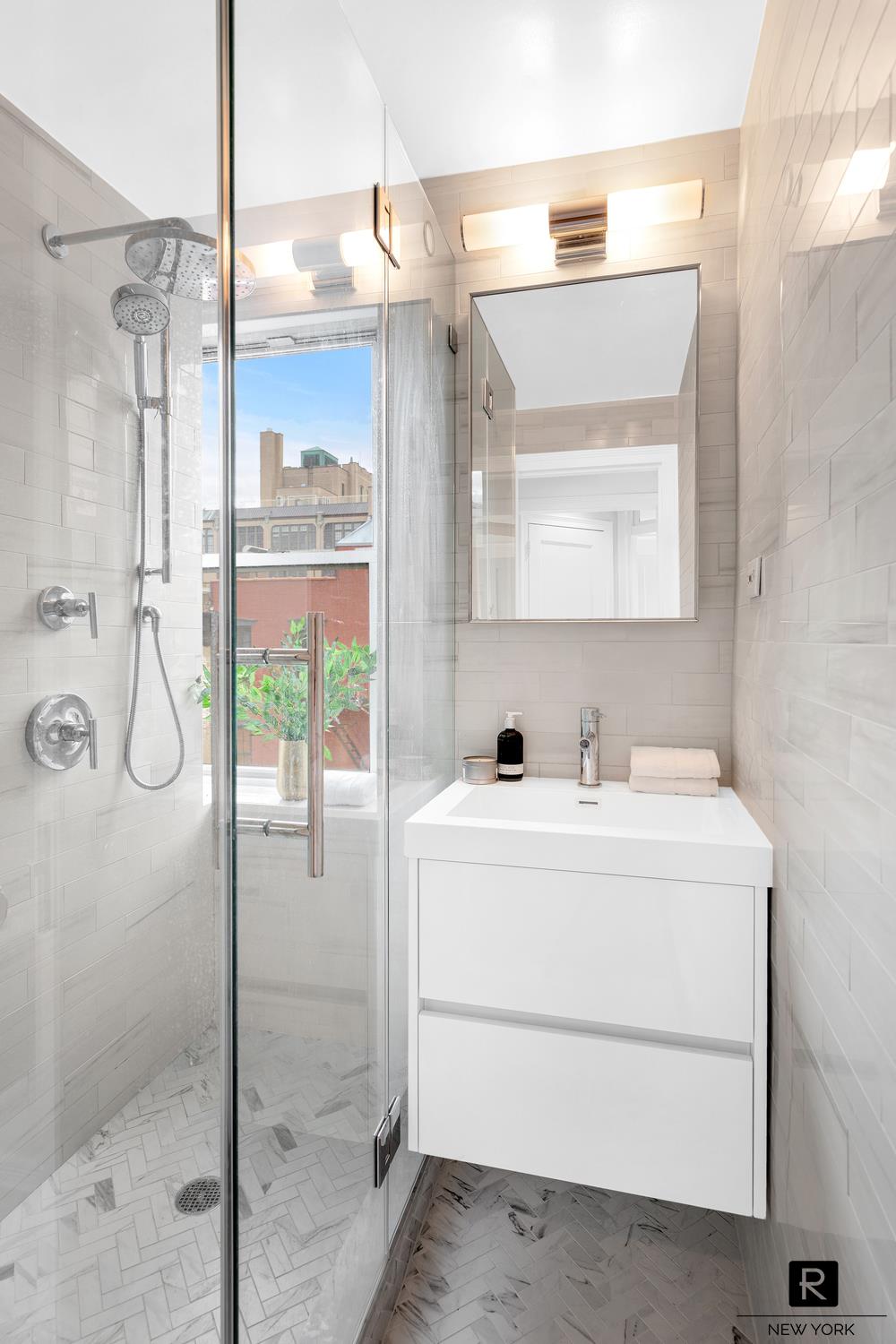 365 W 20th Street 6-DE