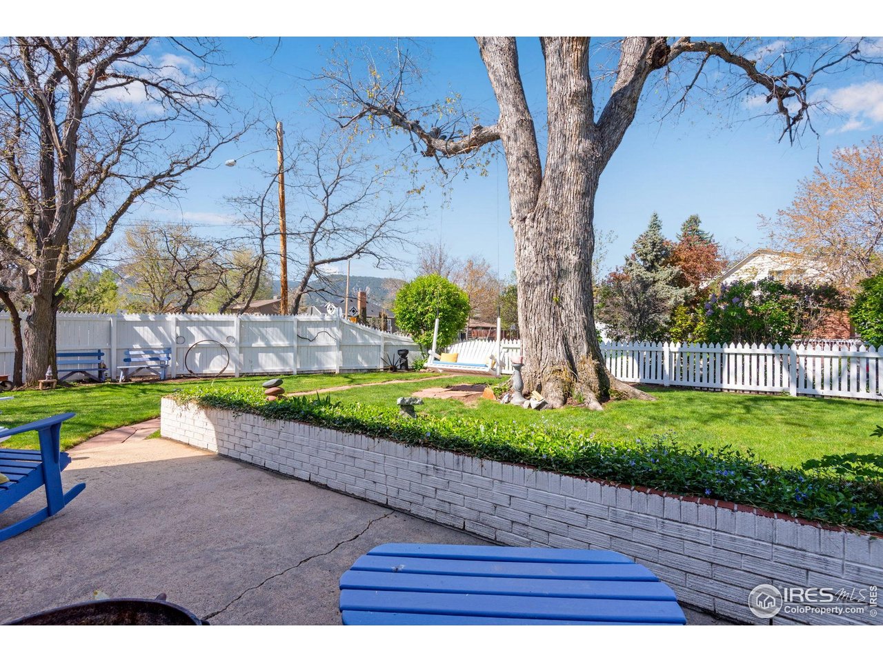 1503 Balsam Ave