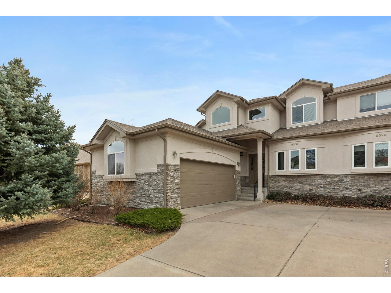 8588 W 93rd Ct