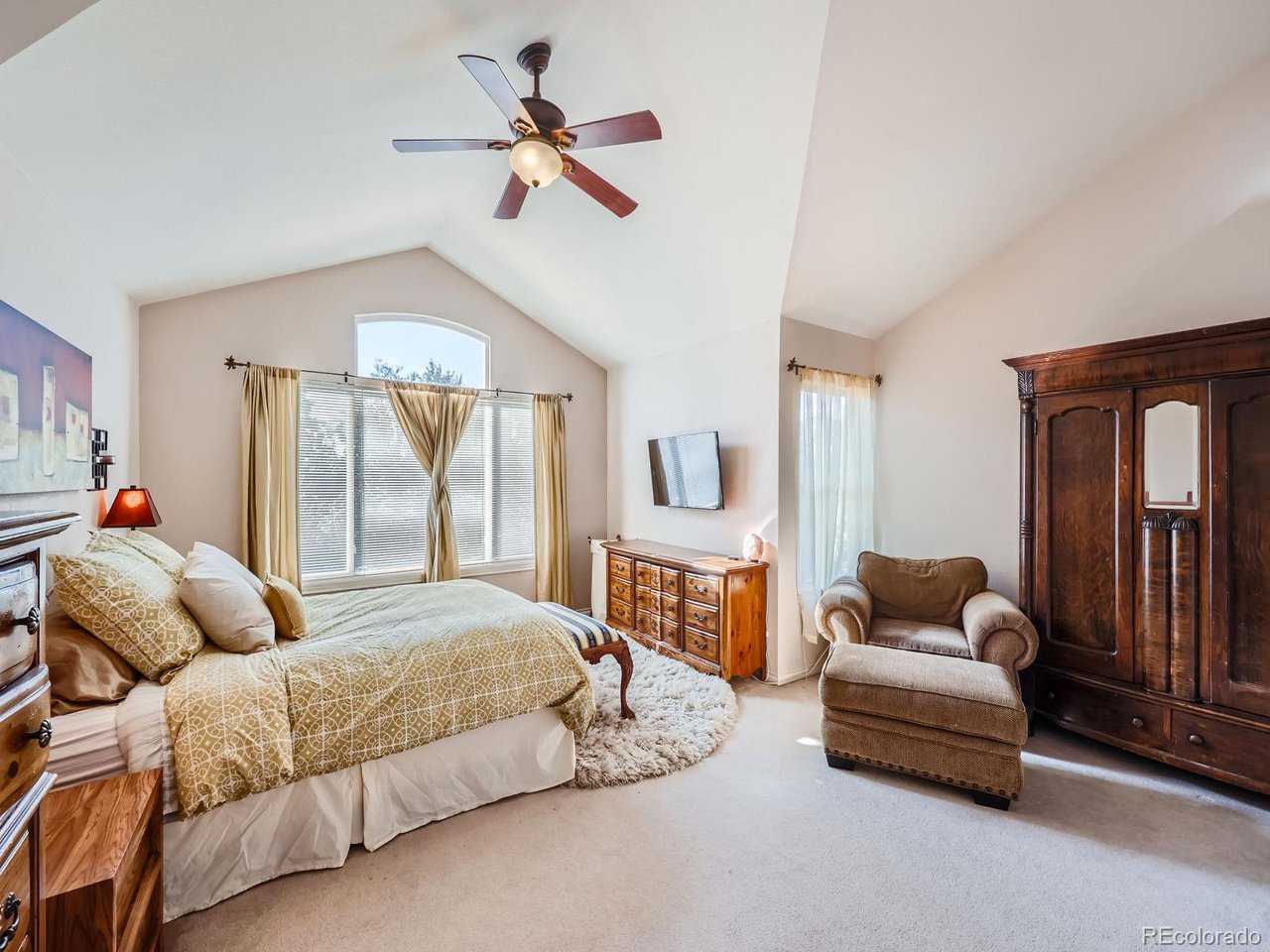 7824 W 109th Pl